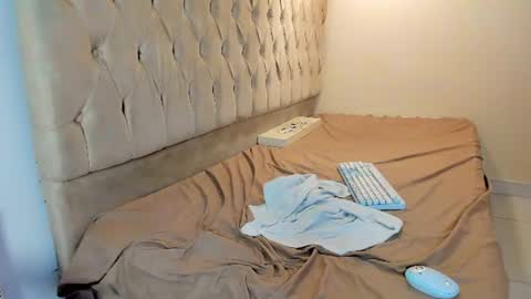 samir_19x online show from 06/27/26, 12:22