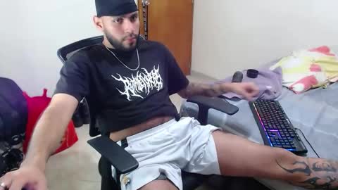 Snapshot of samir_music_ chatting on 09/09/25, 01:38 samir_music_ online show from 09/09/25, 01:38