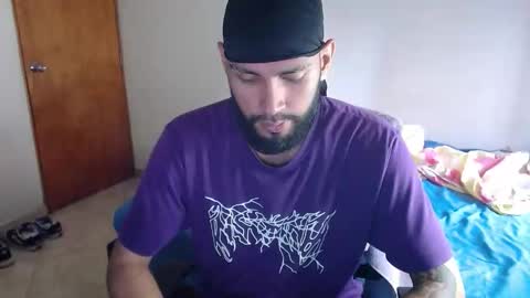 Snapshot of samir_music_ chatting on 11/18/25, 12:20 samir_music_ online show from 11/18/25, 12:20