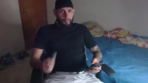 Snapshot of samir_music_ chatting on 11/19/25, 02:22 samir_music_ online show from 11/19/25, 02:22