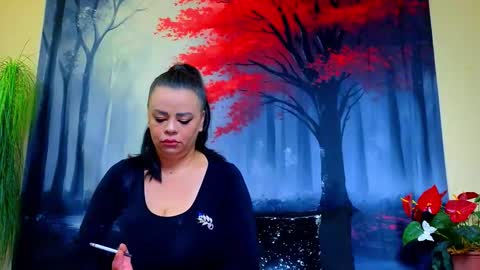     online show from 10/14/25, 09:37