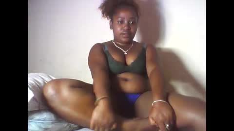 Snapshot of samirah_69 chatting on 04/16/26, 09:39 samirah_69 online show from 04/16/26, 09:39