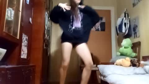 Mira online show from 12/01/25, 04:12