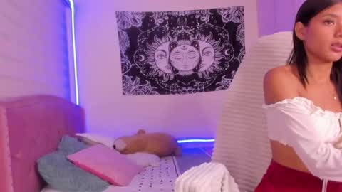 samirose_ online show from 11/30/25, 09:19