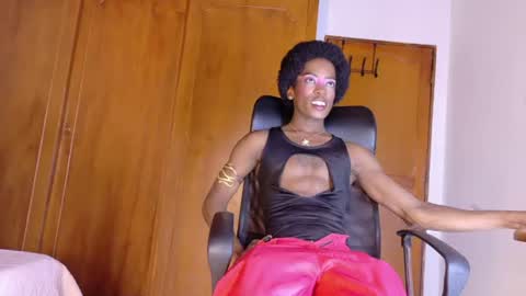 samirths_boy_ online show from 06/17/26, 07:04