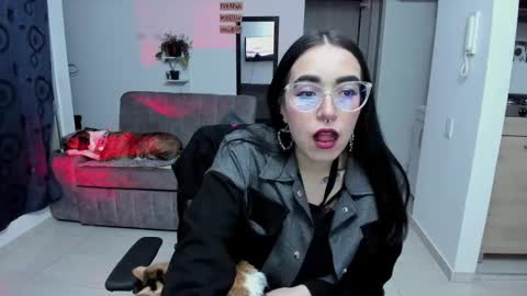 SARA online show from 10/06/25, 01:14