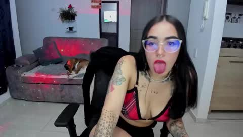 Snapshot of samismith77 chatting on 02/10/26, 12:04 SARA online show from 02/10/26, 12:04