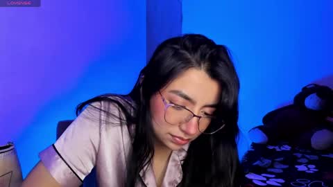Snapshot of sammy_bunny1 chatting on 04/16/26, 05:08 Samantha online show from 04/16/26, 05:08