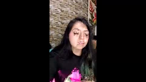 Snapshot of sammy_bunny1 chatting on 04/19/26, 03:06 Samantha online show from 04/19/26, 03:06