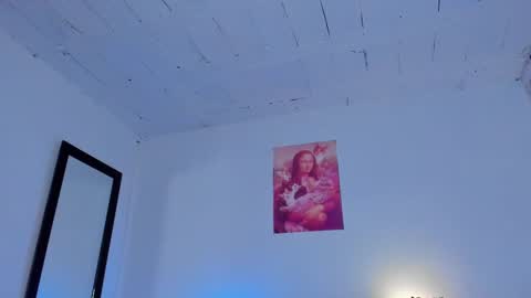 sammy_greyy1 online show from 09/19/25, 03:52