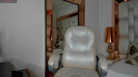 Snapshot of sammy_rios chatting on 03/24/26, 06:13 Sammy online show from 03/24/26, 06:13