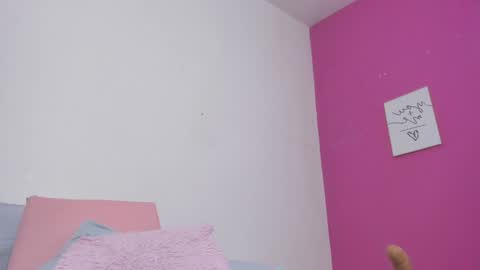 Snapshot of sammy_sm_ chatting on 02/06/25, 09:11 Sammy online show from 02/06/25, 09:11