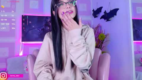 Samantha online show from 11/19/25, 09:37