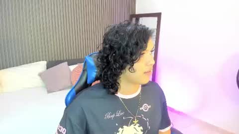 Axel online show from 06/14/26, 11:07
