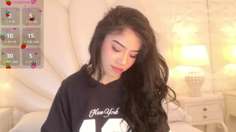 Snapshot of sammyjhuls chatting on 06/05/26, 11:49 samanta online show from 06/05/26, 11:49