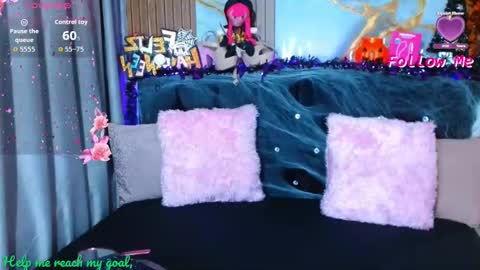 sammylittle_ online show from 10/13/25, 06:52