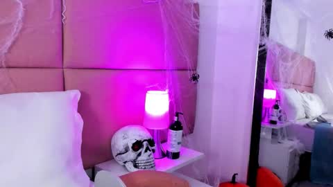 Sammy Morales online show from 10/25/25, 01:51