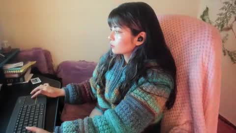 Snapshot of sammysammy_ chatting on 10/07/25, 02:42 online show from 10/07/25, 02:42