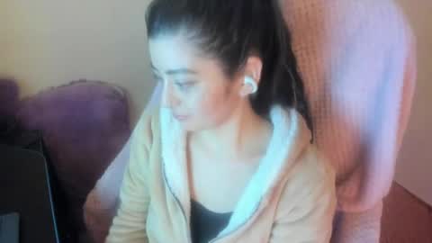   online show from 04/28/26, 07:02