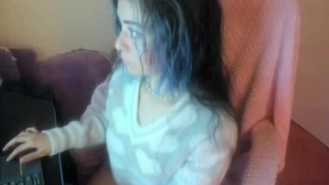   online show from 05/02/26, 09:25