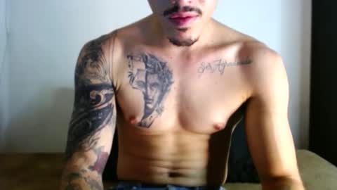 Snapshot of sammytop22 chatting on 05/27/26, 01:57 sammy model independiente online show from 05/27/26, 01:57