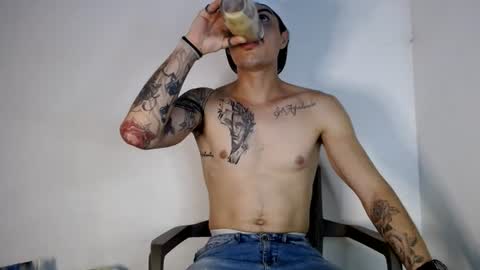 Snapshot of sammytop22 chatting on 06/13/26, 12:41 sammy model independiente online show from 06/13/26, 12:41