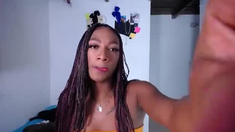 Snapshot of samny_doll369 chatting on 05/28/26, 06:00 Samy doll online show from 05/28/26, 06:00