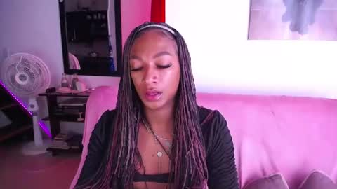 Snapshot of samny_doll369 chatting on 05/30/26, 07:22 Samy doll online show from 05/30/26, 07:22