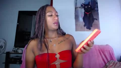 Snapshot of samny_doll369 chatting on 06/10/26, 08:52 Samy doll online show from 06/10/26, 08:52