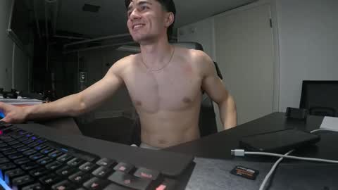 Snapshot of samphilly chatting on 01/15/26, 12:04 samphilly online show from 01/15/26, 12:04