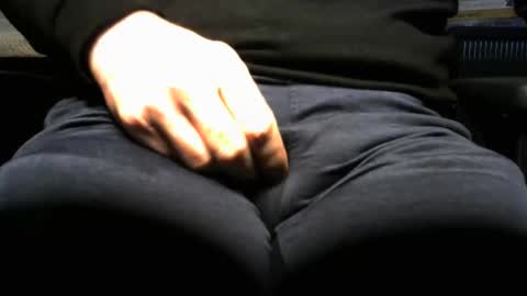 Snapshot of samsoncando1 chatting on 11/04/25, 06:23 samsoncando1 online show from 11/04/25, 06:23