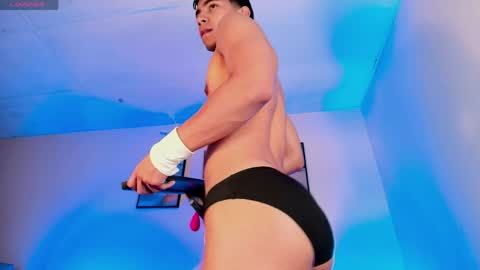 Snapshot of samucamx_ chatting on 04/14/26, 01:44 samu online show from 04/14/26, 01:44