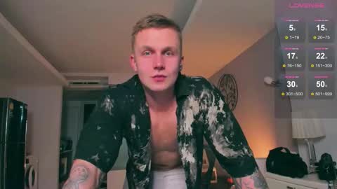 Snapshot of samuel_andrew chatting on 10/09/25, 05:38 Samuel online show from 10/09/25, 05:38