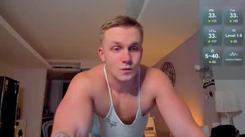 Snapshot of samuel_andrew chatting on 12/03/25, 03:03 Samuel online show from 12/03/25, 03:03