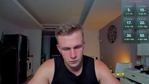 Snapshot of samuel_andrew chatting on 04/04/26, 04:44 Samuel online show from 04/04/26, 04:44