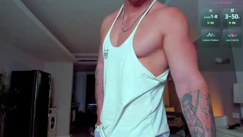 Snapshot of samuel_andrew chatting on 05/07/26, 05:02 Samuel online show from 05/07/26, 05:02