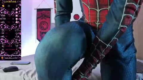 Snapshot of samuel_larssen chatting on 12/15/24, 02:59 Christian Samuel online show from 12/15/24, 02:59