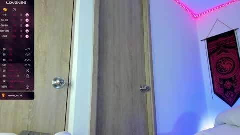 Snapshot of samuel_larssen chatting on 03/06/25, 06:16 Christian Samuel online show from 03/06/25, 06:16