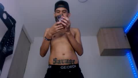   online show from 03/03/25, 06:22