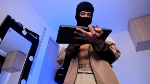   online show from 09/26/25, 07:07