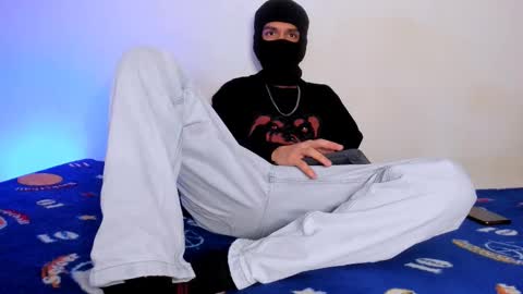   online show from 09/27/25, 09:36