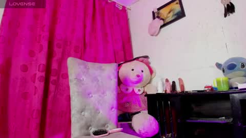 samy_ice online show from 05/17/26, 07:32