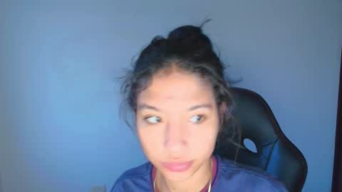 Hello I am absent due to a family calamity I will return soon-hola estoy ausente por un problema familiar volvere pronto. online show from 10/22/25, 12:44