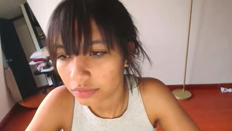 Hello I am absent due to a family calamity I will return soon-hola estoy ausente por un problema familiar volvere pronto. online show from 01/11/26, 10:15