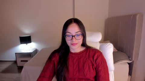 Snapshot of samy_one chatting on 05/17/26, 09:55 Samy online show from 05/17/26, 09:55
