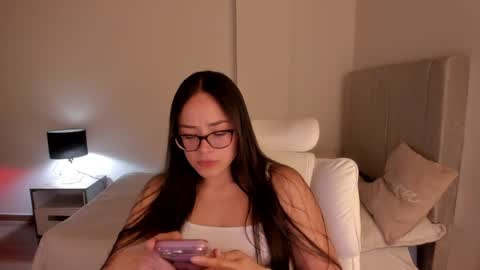 Snapshot of samy_one chatting on 05/23/26, 09:41 Samy online show from 05/23/26, 09:41