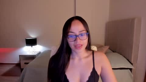 Snapshot of samy_one chatting on 05/31/26, 10:11 Samy online show from 05/31/26, 10:11