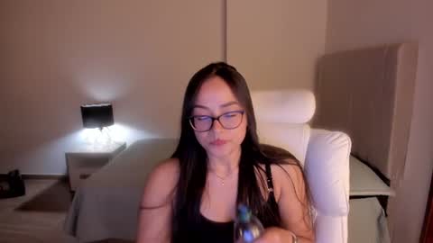 Snapshot of samy_one chatting on 06/09/26, 10:32 Samy online show from 06/09/26, 10:32