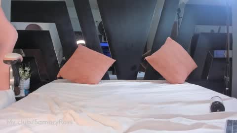 Snapshot of samy_ross_ chatting on 12/04/24, 07:23 Find me at when im offline here. online show from 12/04/24, 07:23