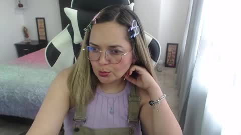 samy_vsn online show from 02/06/25, 05:51